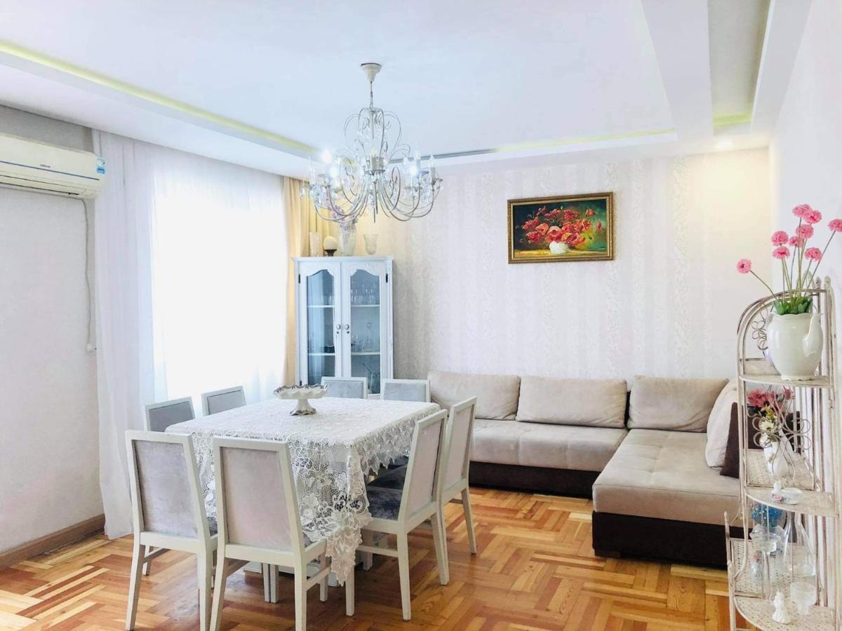Apartment Near The Sea Batumi Exterior foto