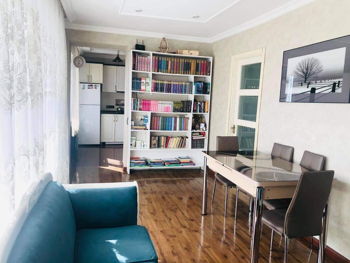 Apartment Near The Sea Batumi Exterior foto