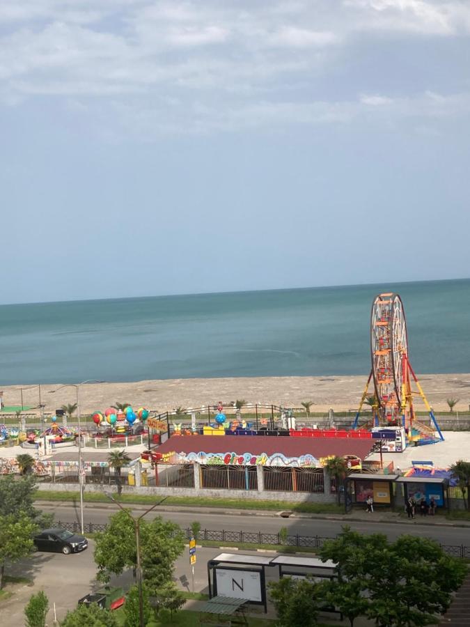 Apartment Near The Sea Batumi Exterior foto